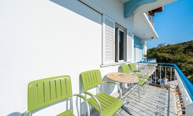 Parga Apartamento | Apartamento 'Alex Bar 7' con vistas al mar, Wi-Fi y aire acondicionado
