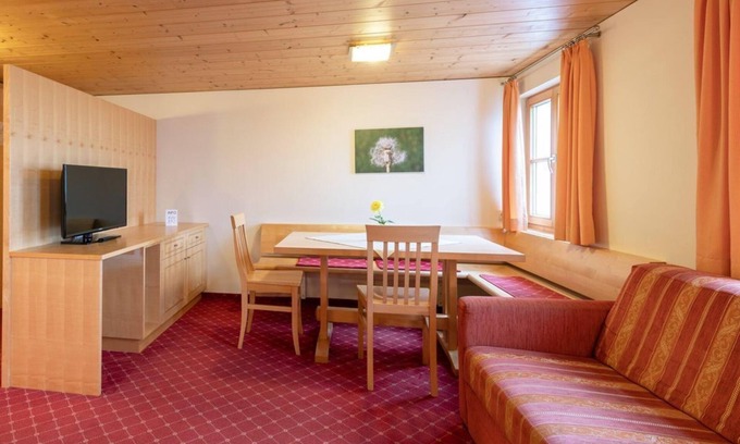 Schnepfau Casa | Apartment Alpenrose - Berghaus Kanisfluh