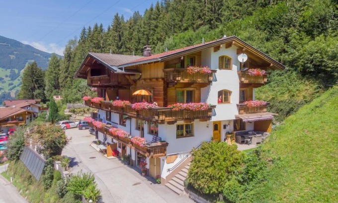 Gerlosbergeben Apartamento | Apartamento Alpin by Interhome