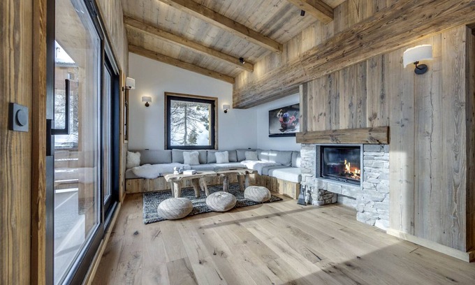 Les Almes Villa | Apartment Alpine 4 - Four Bedroom Villa, Sleeps 8