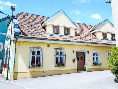 Aggsbach Markt Apartamento | Apartment Alte Post-1 by Interhome