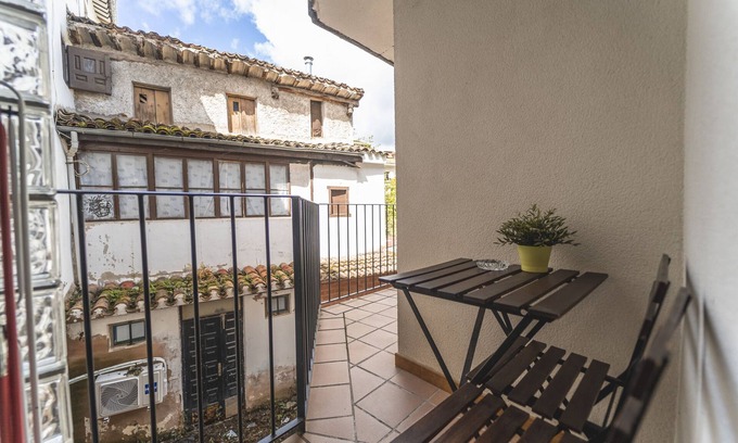 Ezcaray Apartamento | Apartamento 'Altuzarra Bis' con vistas a la montaña, balcón y Wi-Fi