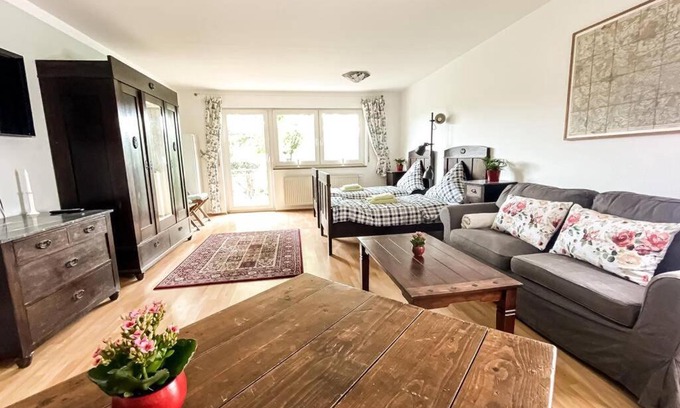 Wahren Apartamento | Apartment am Auensee mit großer Terrasse & Privat-Parkplatz