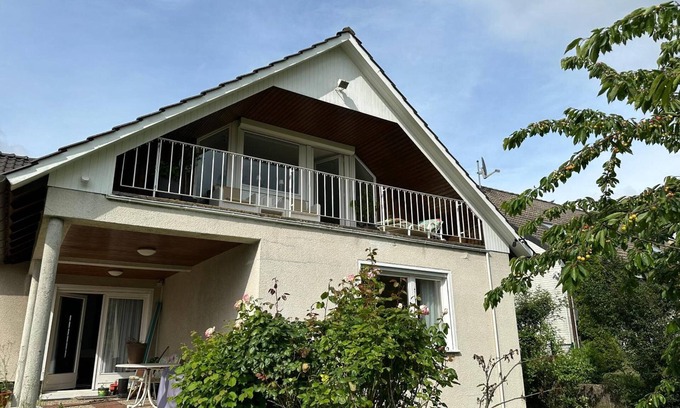 Region Hannover District Apartamento | Apartamento 'Am Deisterblick' con vistas a la montaña, balcón y Wi-Fi