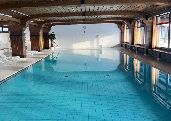 Schonach im Schwarzwald Apartamento | Apartment Annis Panoramablick Pool Sauna Tennis