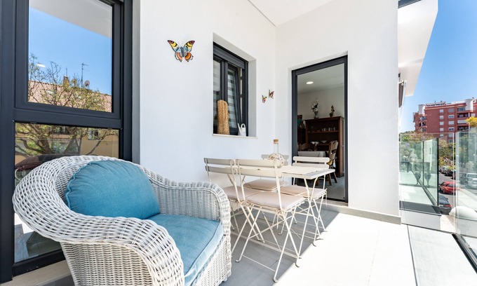 Fuengirola Apartamento | Apartamento 'Apartamento Novasol' con terraza privada, Wi-Fi y aire acondicionado
