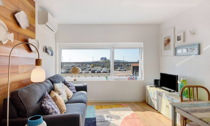 Aveiro Apartamento | Apartamento 'Salina Ria' con Wi-Fi y aire acondicionado