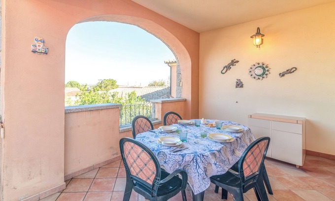 San Teodoro City Centre Apartamento | Apartamento 'Appartamento I Lecci' con terraza privada y balcón