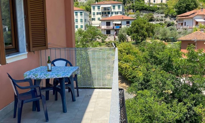 La Foce Apartamento | Apartamento 'Appartamento La Valle Degli Ulivi' con vistas al mar, terraza privada y Wi-Fi