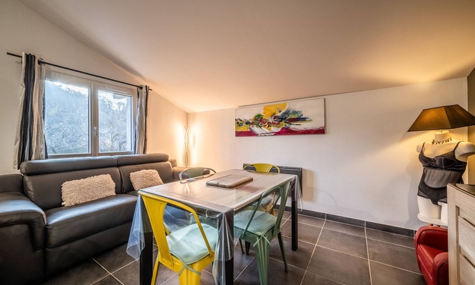 Allinges Apartamento | Apartamento 'Appartement Coté Montagne' con vistas a la montaña, aire acondicionado