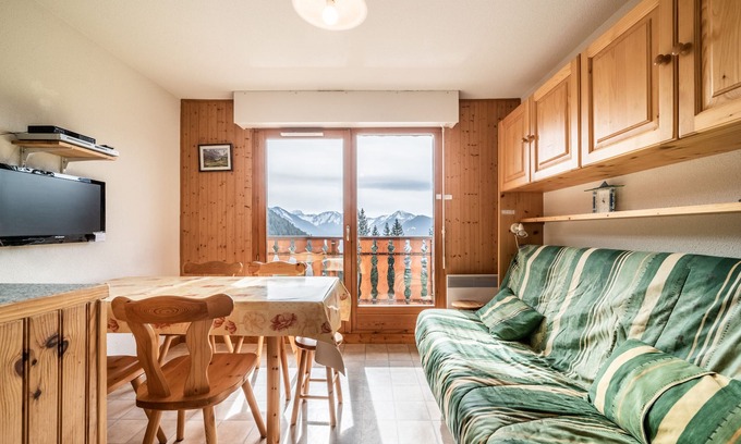 Station de Drouzin le Mont Apartamento | Apartamento "Au Col du Corbier" con vistas a la montaña y balcón