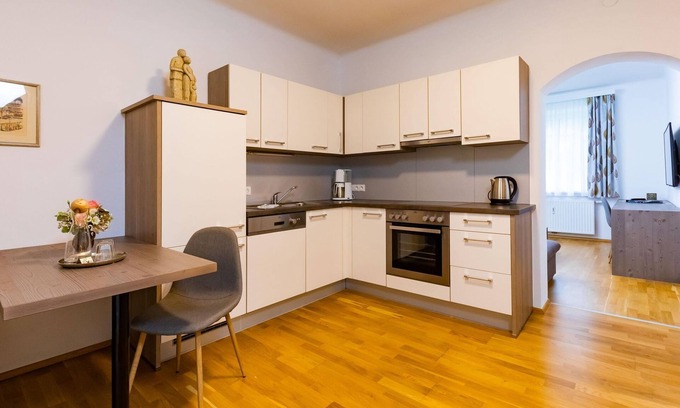 Uebelbach Apartamento | Apartment Azure - House Pastner am Teich