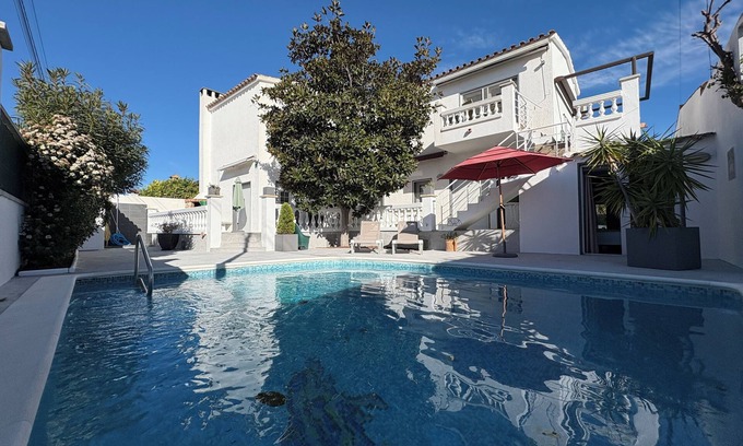 Empuriabrava Apartamento | Apartment B Casa Pani - 2 apartments with private pool
