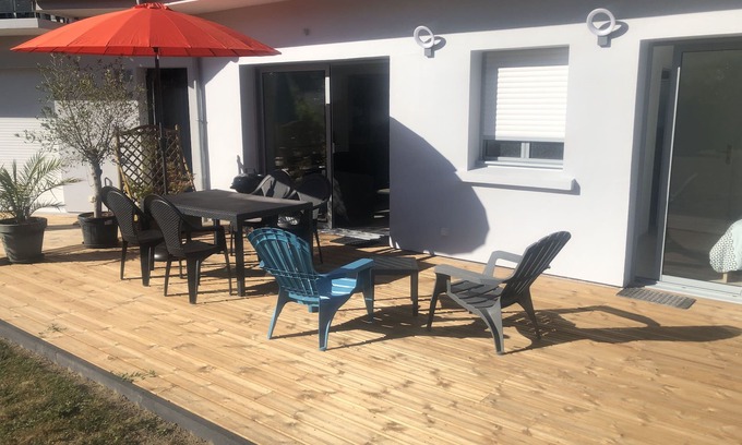 Fouesnant Apartamento | Apartment B T3 ground floor with terrace near beaches