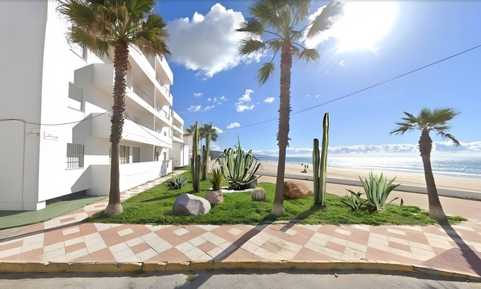 Barbate Apartamento | Apartment 'Beach House' with Wi-Fi and Air Conditioning