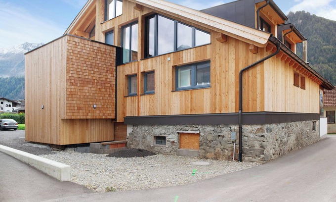 Umhausen Apartamento | Apartamento 'Bens Auszeit Top 5' con vistas a la montaña y Wi-Fi