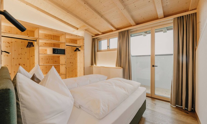 Chiusa Apartamento | Apartamento 'Bergesruh' con vistas a la montaña, jardín compartido y Wi-Fi