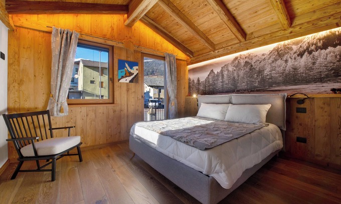 Aymavilles Apartamento | Apartamento 'Bilocale' con vistas a la montaña, balcón y Wi-Fi