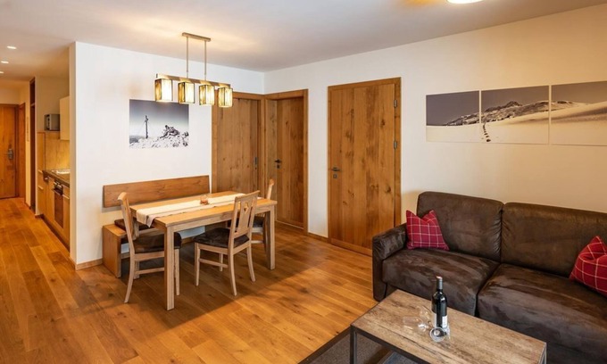 Warth Apartamento | Apartment Blanka - AlpHus Appartements
