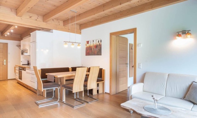 Mauterndorf Apartamento | **** Residencia y *** Casa de vacaciones para Hackenschmiede - Apartamento "Blumenwiese"