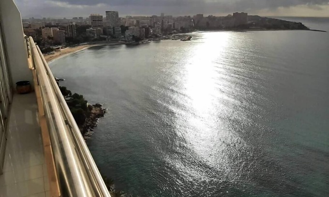 L'Albufereta Apartamento | Apartamento sobre el mar