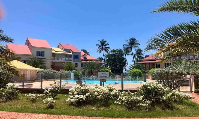 Bas du Fort Apartamento | Apartamento junto al mar en residencia con piscina