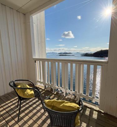 Henningsvaer Apartamento | Apartment by the sea in Henningsvær