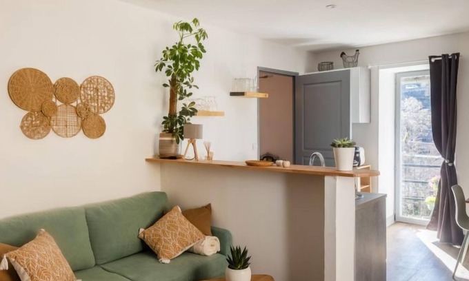 Oloron-Sainte-Marie Apartamento | Apartamento Chez Marie Pierre en Oloron-Sainte-Marie - 2 personas, 1 dormitorios