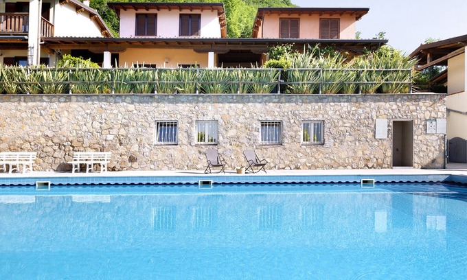 Pregasio Apartamento | Apartamento "Casa Lucy" con vistas al lago, piscina compartida y Wi-Fi