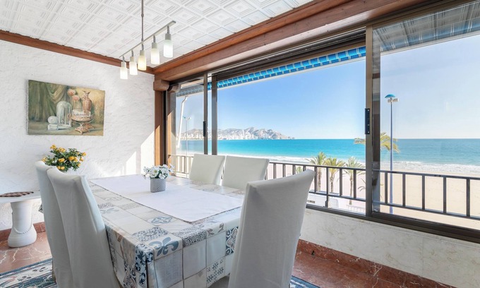 Cala Apartamento | Apartamento Casa Blanca 2 con vistas al mar, barbacoa, aire acondicionado y Wi-Fi