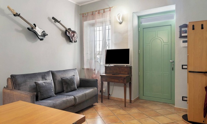 Portacomaro Apartamento | Apartamento 'Casa Del Nonno' con vistas a la montaña, Wi-Fi y aire acondicionado