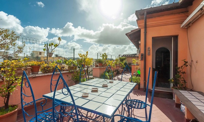 Prati Apartamento | Apartamento 'Casa L'Incanto' con terraza privada, Wi-Fi y aire acondicionado