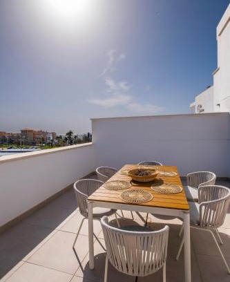 Estepona Apartamento | Apartment CÉLERE, 200m from the sea and 4km from golf resorts