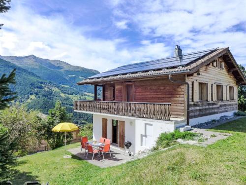 Buerchen Apartamento | Apartment Chalet Gredetsch 6B by Interhome