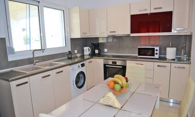 Rhodes Town Apartamento | Apartment comfortable newlybuilt with view-διαμέρισμα άνετο νεόκτιστο με θέα