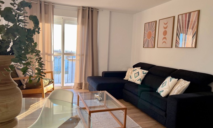 Puerto Real Apartamento | Apartamento 'Con Vistas A La Bahía' con vistas al mar, balcón y Wi-Fi