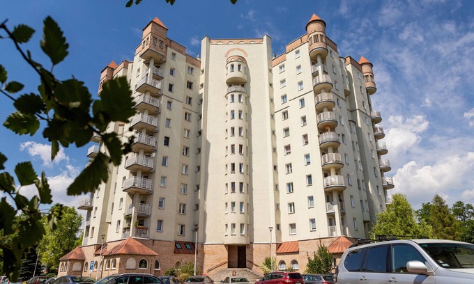 Czyzyny Apartamento | Apartment Cracow Wysockiej by Renters