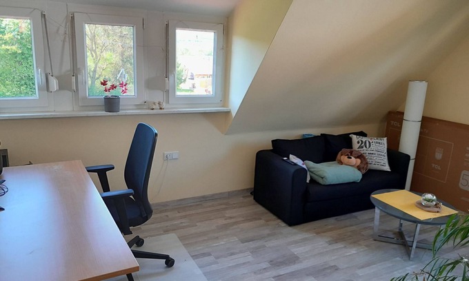 Neustadt an der Aisch Apartamento | Apartamento 'Dachgeschosswohnung' con Wi-Fi