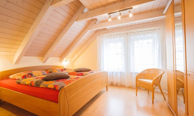 Unteruhldingen Apartamento | Alquiler-Balkon-Maisonette 6-Baño Privado