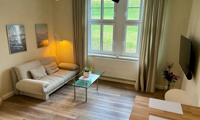 Sebnitz Apartamento | Apartment 'Dress Villa' with Wi-Fi