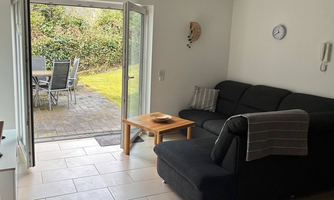 Hambuch Apartamento | Apartamento 'Eifel im Herzen' con terraza privada, jardín privado y Wi-Fi