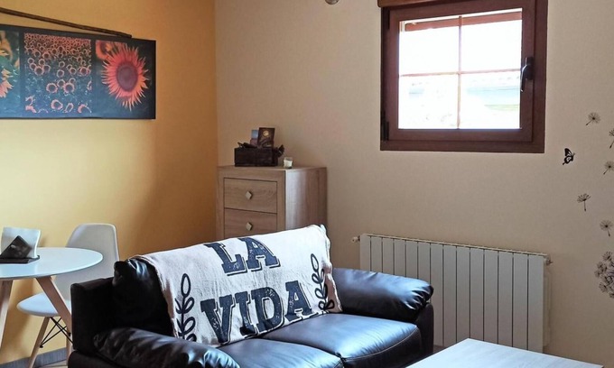 Abalos Apartamento | Apartamento 'El Guardaviñas Periquita' con vistas a la montaña, terraza compartida y Wi-Fi