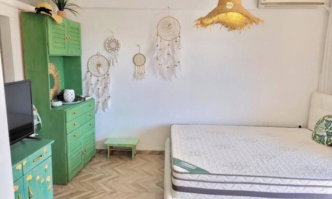 Loutraki Apartamento | Apartamento 'Elite 7' con balcón, Wi-Fi y aire acondicionado