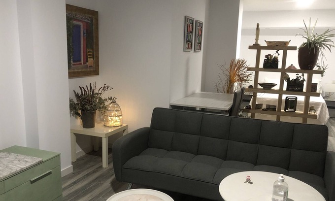 Ciudad Jardin Apartamento | Apartment