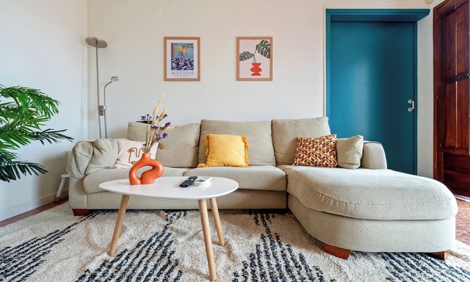 San Sadurni Apartamento | Apartamento 'Encantador Loft' con vistas a la montaña, Wi-Fi y aire acondicionado