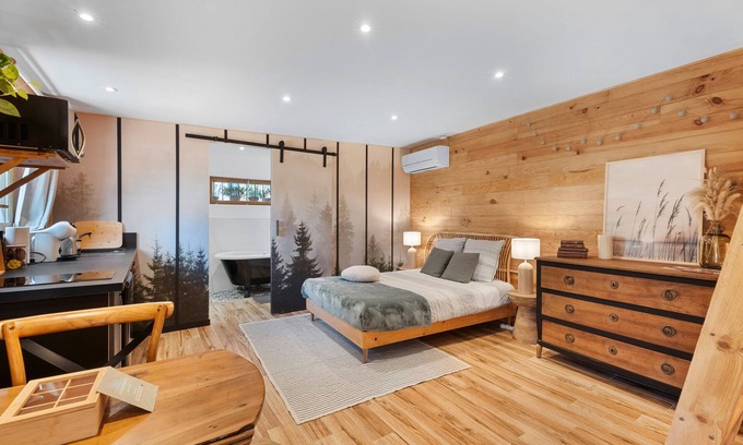 Toulon Apartamento | Apartamento 'Essencia' con Wi-Fi y aire acondicionado