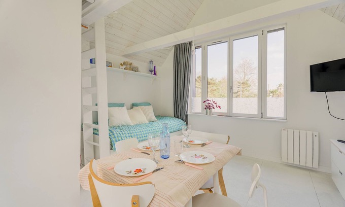 Dinard Apartamento | Apartamento 'Et Terrasse Dinard 4p' con terraza privada, balcón y Wi-Fi