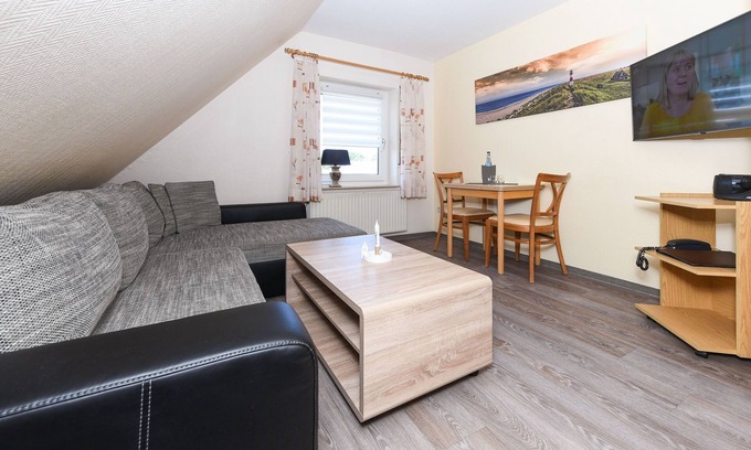 Esens Cabaña | Apartment Föhr - Pension Nordkap in Bensersiel