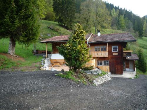 Latterbach Apartamento | Apartment Ferienhaus Niesen View by Interhome