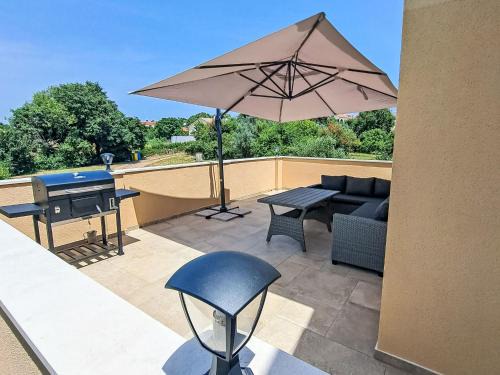 Liznjan Apartamento | Apartment Fameja by Interhome
